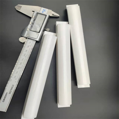 Cách điện khối gốm Zirconia chống ăn mòn với độ cứng cao
