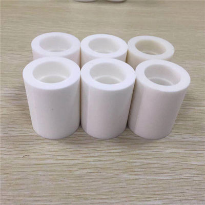 Độ cứng chống ăn mòn Mang ống gốm sứ Alumina 99%