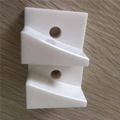 Độ cứng cao Chống mài mòn 3mm Bộ phận gốm Alumina Tấm gốm sứ Alumina