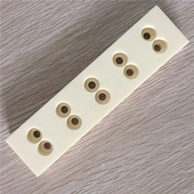 Nhiệt độ cao 3700Mpa Bộ phận gốm Alumina Tấm gốm sứ Alumina 99% Công nghiệp