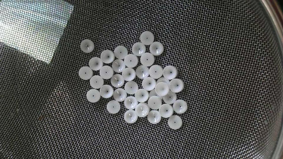 Bộ phận gốm Zirconia mật độ cứng cao 6.0g / cm3 Vòi phun cát gốm
